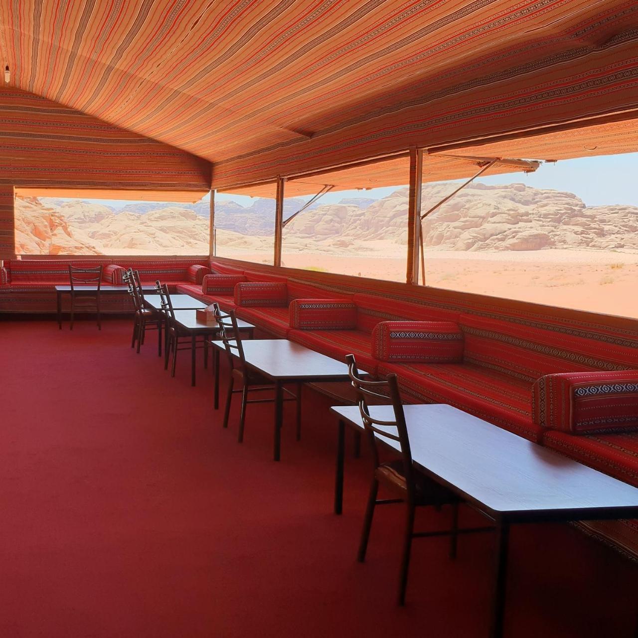 Real Bedouin Experience Tours & Camp Wadi Rum Exterior foto