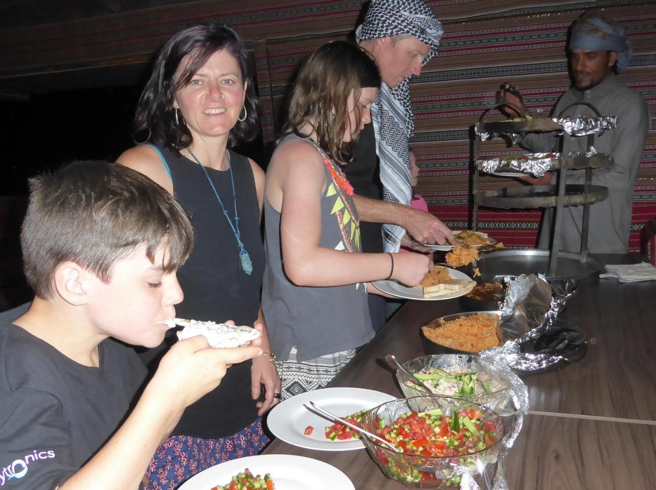Real Bedouin Experience Tours & Camp Wadi Rum Exterior foto