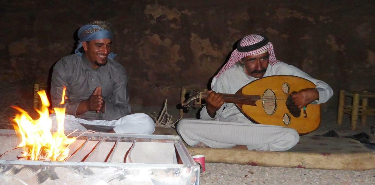 Real Bedouin Experience Tours & Camp Wadi Rum Exterior foto